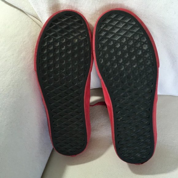 Vans Sneakers & Athletic Shoes - Picture 4 of 7